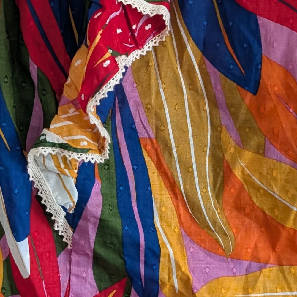 Marc New York Colorful Leaf Ruffle Blouse - Picture 8 of 8
